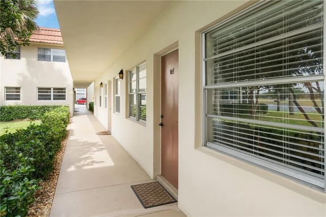 31 Vista Gardens Trail 105, Vero Beach, FL 32962