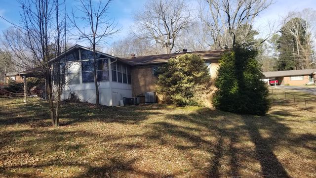 3843 Woodcrest Circle NW, Cleveland, TN 37312
