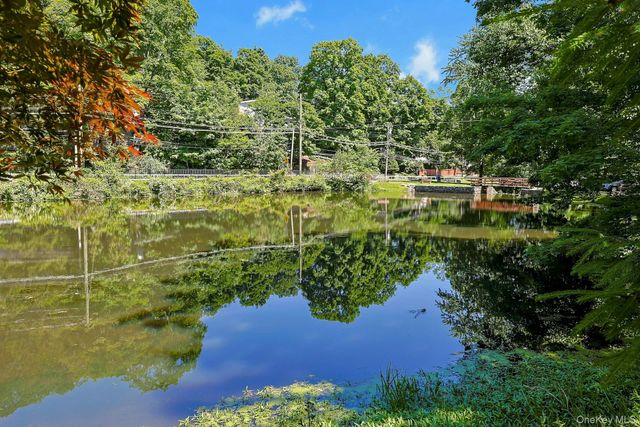 65 Douglas Road, Chappaqua, NY 10514