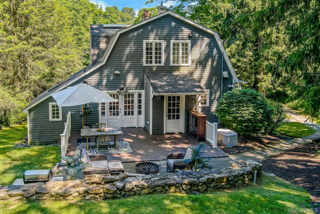 65 Douglas Road, Chappaqua, NY 10514