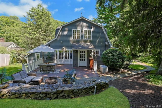 65 Douglas Road, Chappaqua, NY 10514