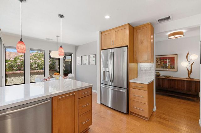 36 Calle Merida, Rancho Mirage, CA 92270