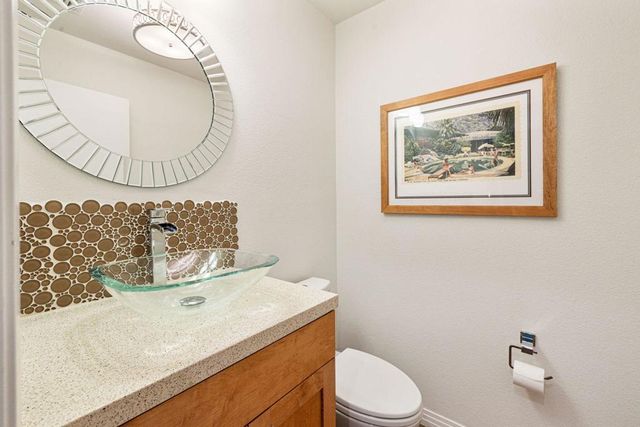 36 Calle Merida, Rancho Mirage, CA 92270