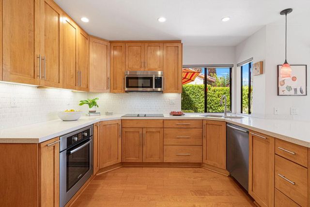 36 Calle Merida, Rancho Mirage, CA 92270