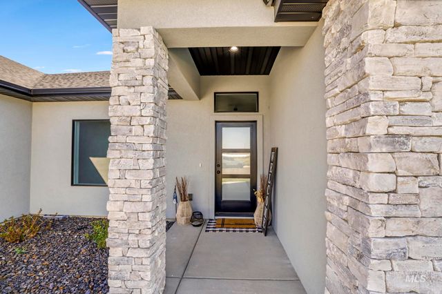 582 Moonbeam Way, Twin Falls, ID 83301