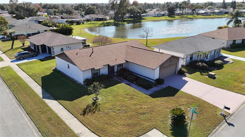 Image 1 of property listing at 5304 SEATON HALL LANE, Orlando, FL 32821