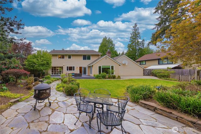 3630 204th Place NE, Sammamish, WA 98074