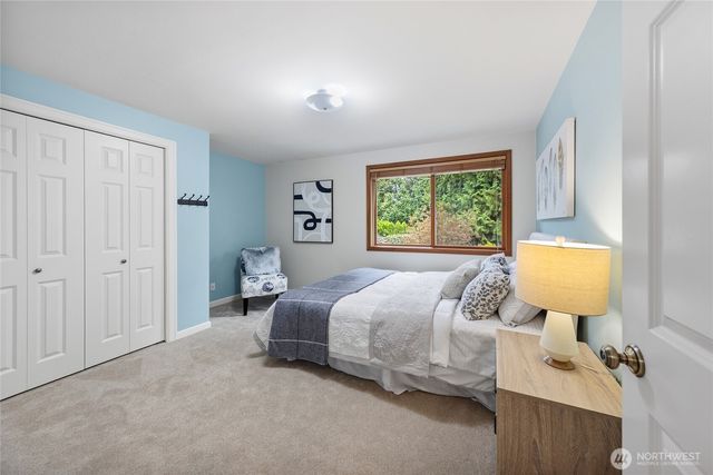 3630 204th Place NE, Sammamish, WA 98074