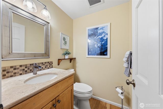 3630 204th Place NE, Sammamish, WA 98074