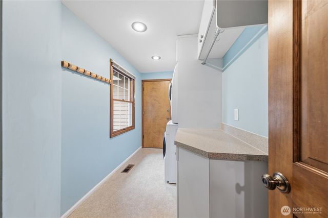 3630 204th Place NE, Sammamish, WA 98074