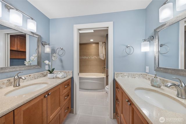 3630 204th Place NE, Sammamish, WA 98074