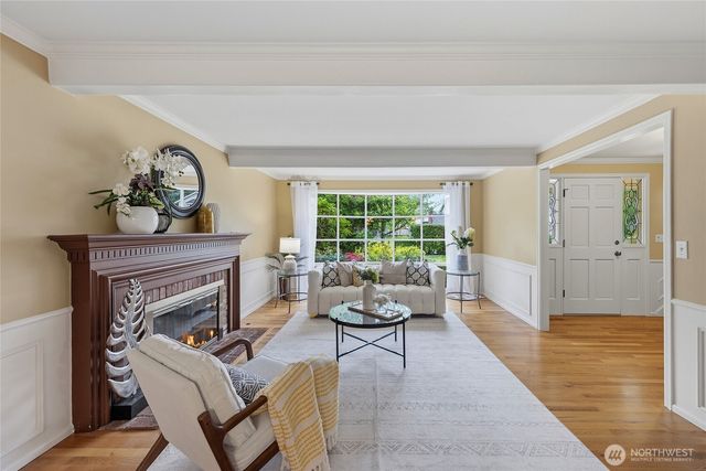 3630 204th Place NE, Sammamish, WA 98074