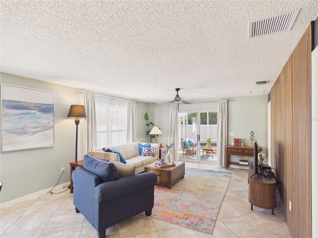 1935 MCCONNELLS AVENUE, The Villages, FL 32162