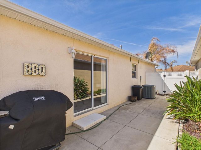 1935 MCCONNELLS AVENUE, The Villages, FL 32162