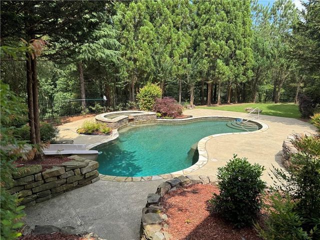 514 Ridgemont Drive, Ellijay, GA 30536