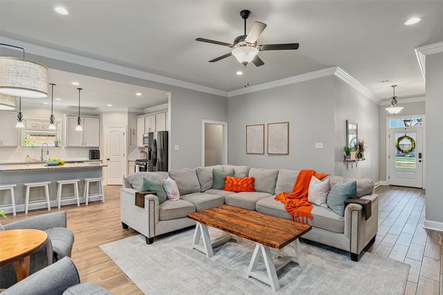 54 Crowder Drive, Benton, LA 71006