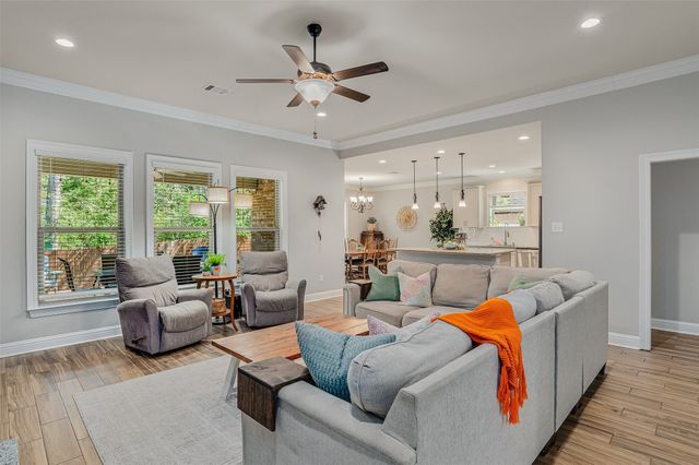 54 Crowder Drive, Benton, LA 71006