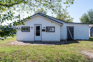 61 Chautauqua St, Peebles, OH 45660