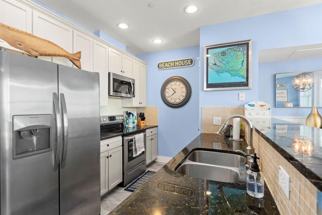 27020 Estuary Drive 102, Galveston, TX 77554