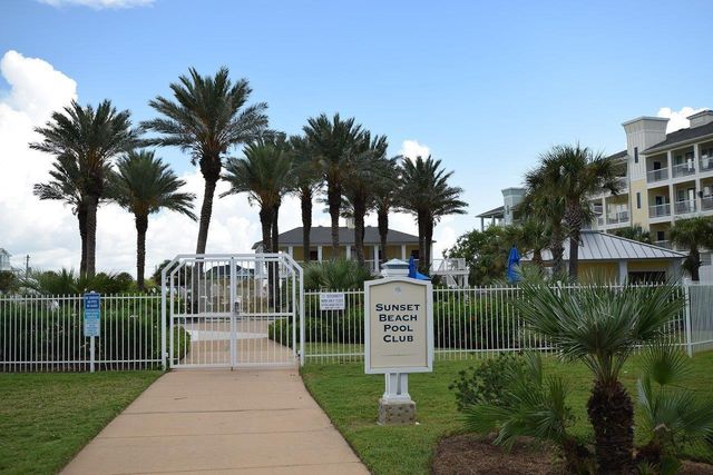 27020 Estuary Drive 102, Galveston, TX 77554
