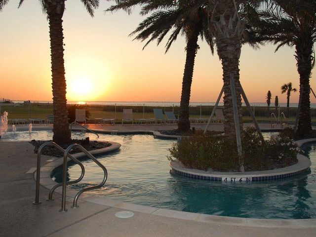 27020 Estuary Drive 102, Galveston, TX 77554