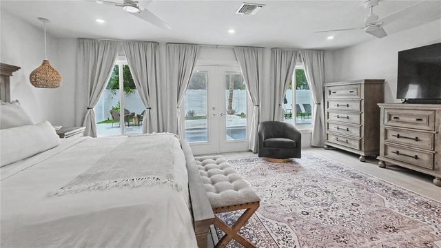 5143 SANDY BEACH AVENUE, Sarasota, FL 34242