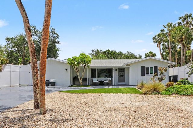 5143 SANDY BEACH AVENUE, Sarasota, FL 34242