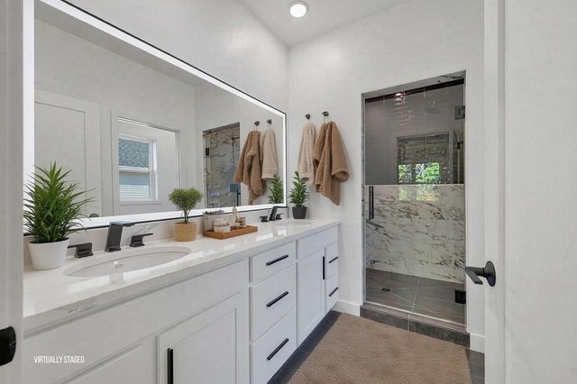 3578 W HANK AVENUE, De Pere, WI 54115