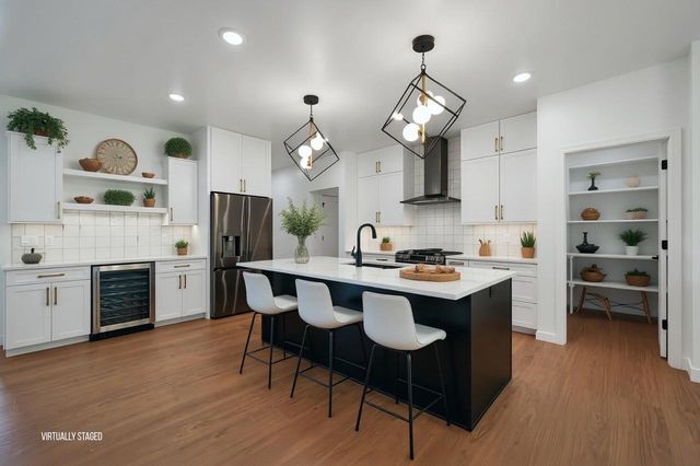 3578 W HANK AVENUE, De Pere, WI 54115