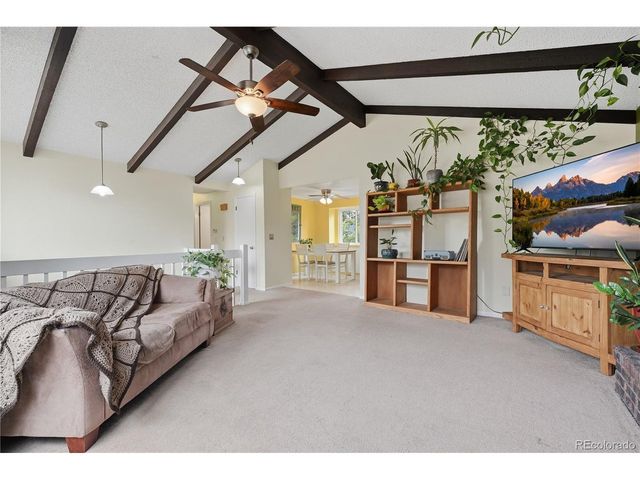 2516 Lanyon Dr, Longmont, CO 80503