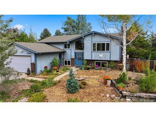 2516 Lanyon Dr, Longmont, CO 80503