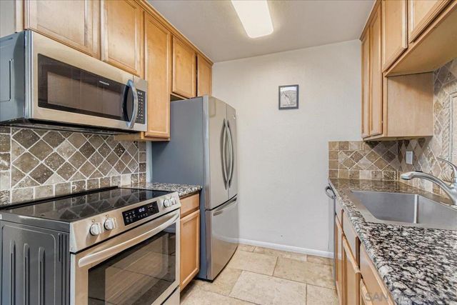 6333 Mount Ada Rd 279, San Diego, CA 92111