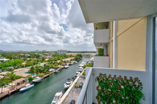 2000 NE 135th St 908, North Miami, FL 33181
