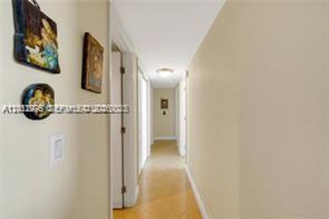9125 SW 77th Ave 802, Miami, FL 33156