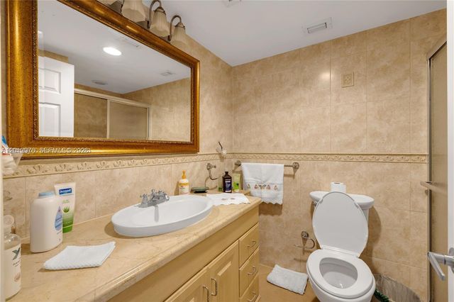 9125 SW 77th Ave 802, Miami, FL 33156