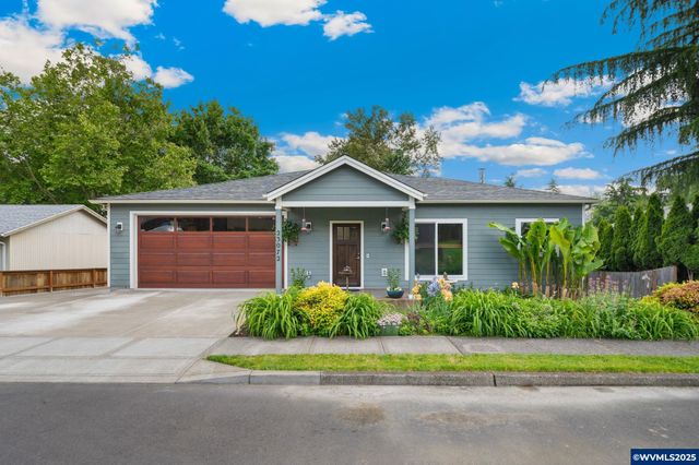 23072 SW Mansfield St, Sherwood, OR 97140