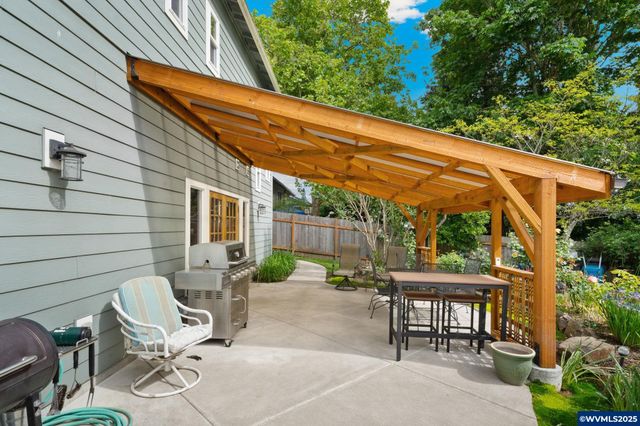 23072 SW Mansfield St, Sherwood, OR 97140