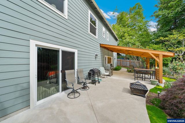 23072 SW Mansfield St, Sherwood, OR 97140