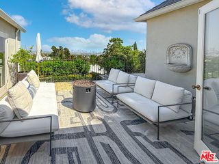 6248 Scenic Avenue, Los Angeles, CA 90068