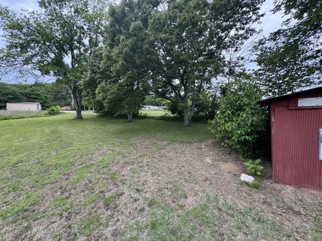 102 Sugar Tree Rd, Pulaski, TN 38478