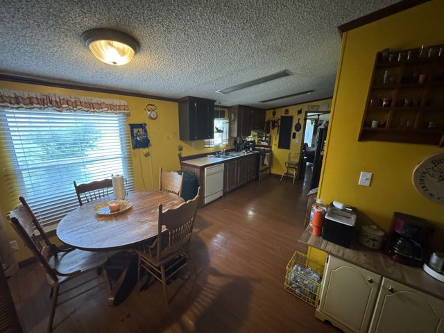 102 Sugar Tree Rd, Pulaski, TN 38478