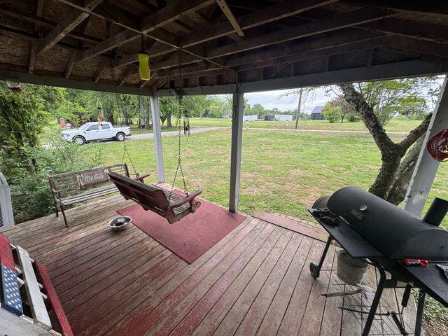 102 Sugar Tree Rd, Pulaski, TN 38478