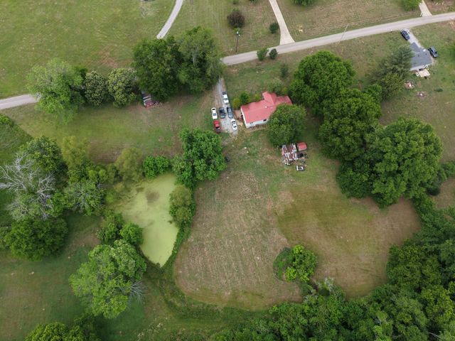102 Sugar Tree Rd, Pulaski, TN 38478