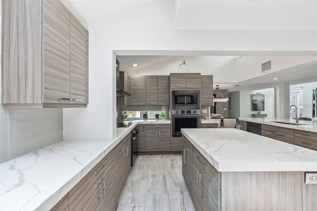 1100 WESTWAY DRIVE, Sarasota, FL 34236