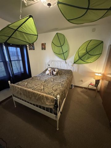 E11062 Center Road, North Freedom, WI 53951