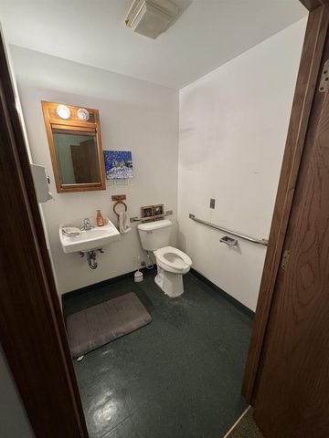 E11062 Center Road, North Freedom, WI 53951