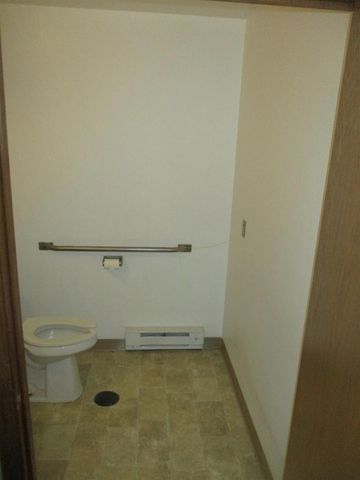 E11062 Center Road, North Freedom, WI 53951