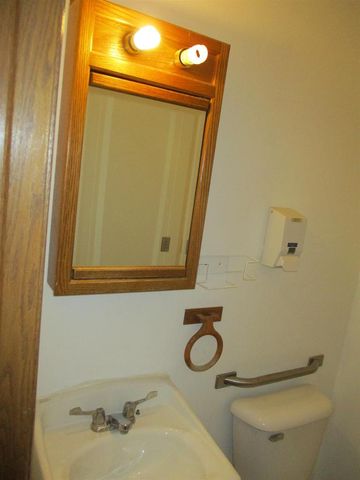 E11062 Center Road, North Freedom, WI 53951