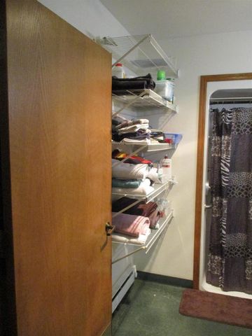 E11062 Center Road, North Freedom, WI 53951