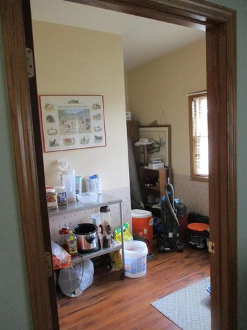 E11062 Center Road, North Freedom, WI 53951